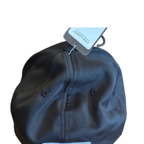 Black Clover Men's Black/White Hat “Live Lucky” - Picture 3 of 5